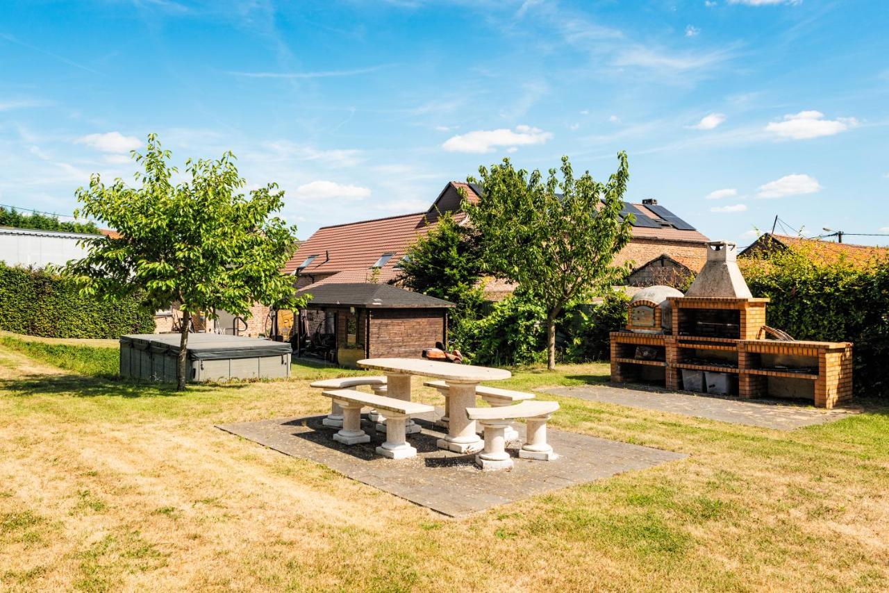 B&B Antiqua & Qook Тонгерен Екстер'єр фото